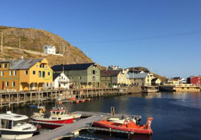 Lovely 3 rooms apartment for holiday in Nyksund, Myre